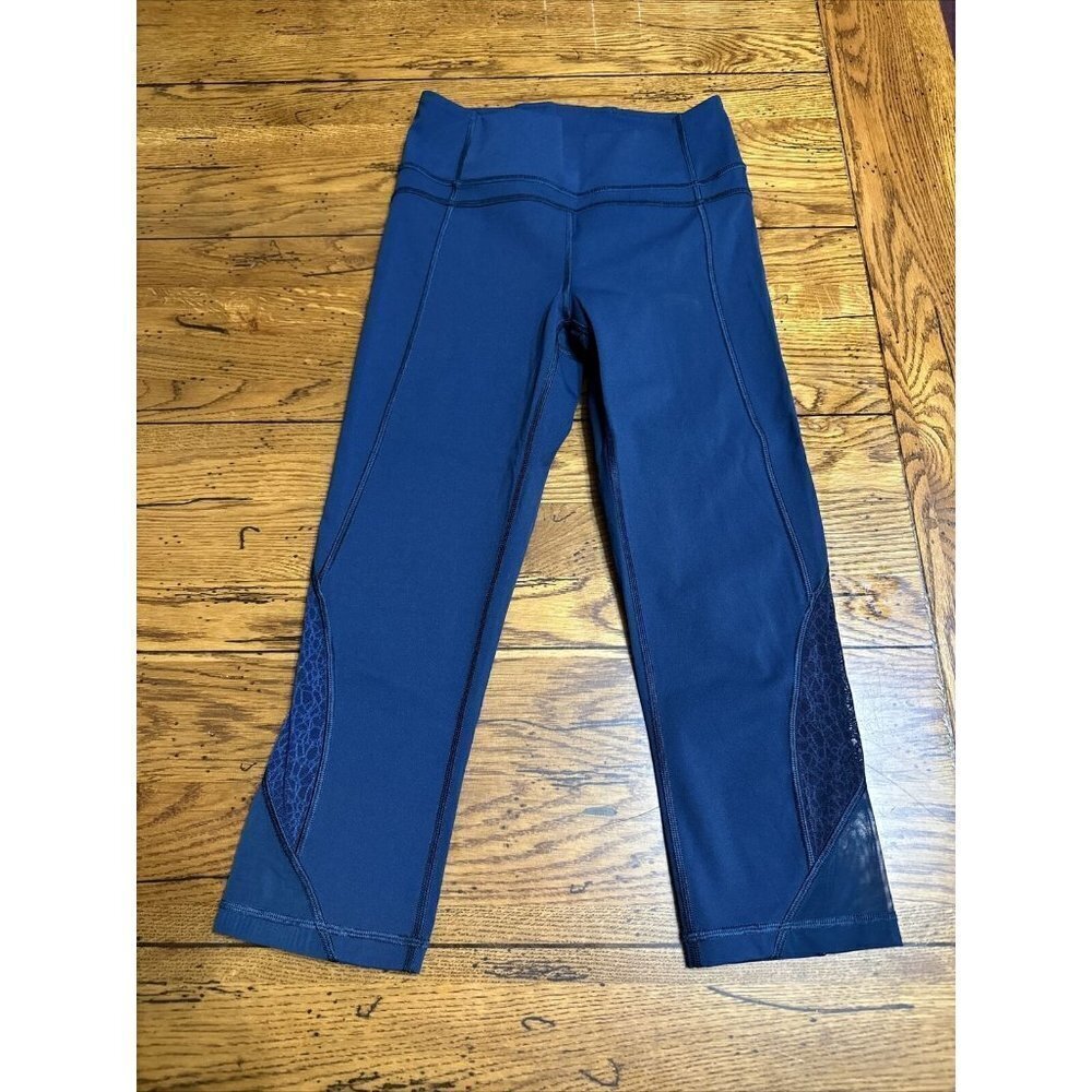 Lululemon Twist And Train Crop 19" White Leggings Size 4